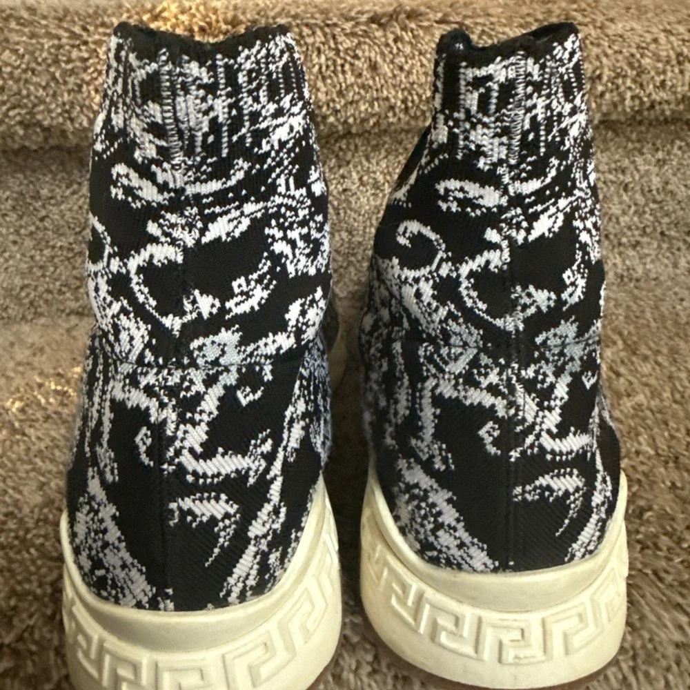 Versace Men’s Black and White Patterned Knit Sock Sneakers - Picture 6 of 12